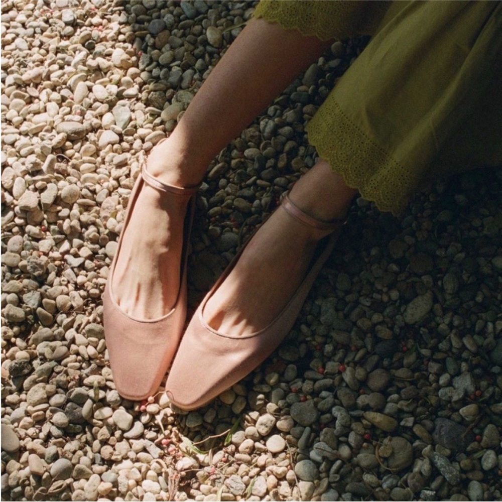 Doen - Ellesmere Flat Pink Satin 9